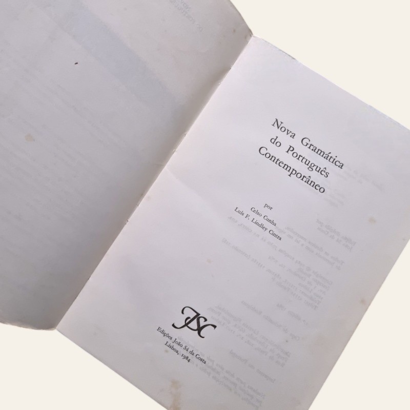 Nova Gramática do Português Contemporâneo