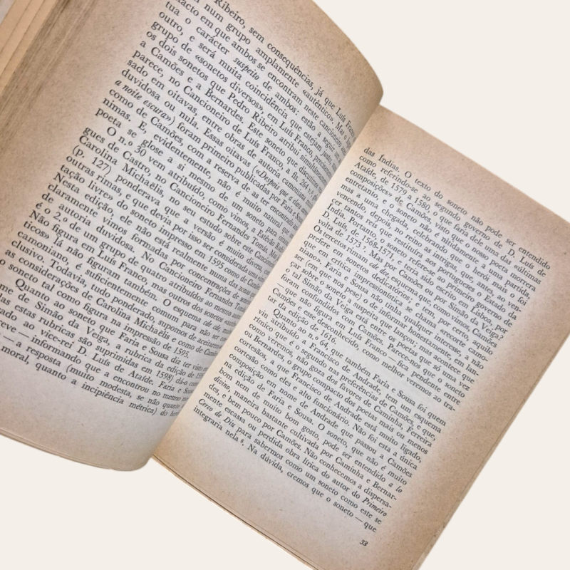 Os Sonetos de Camões e o Soneto Quinhentista Peninsular