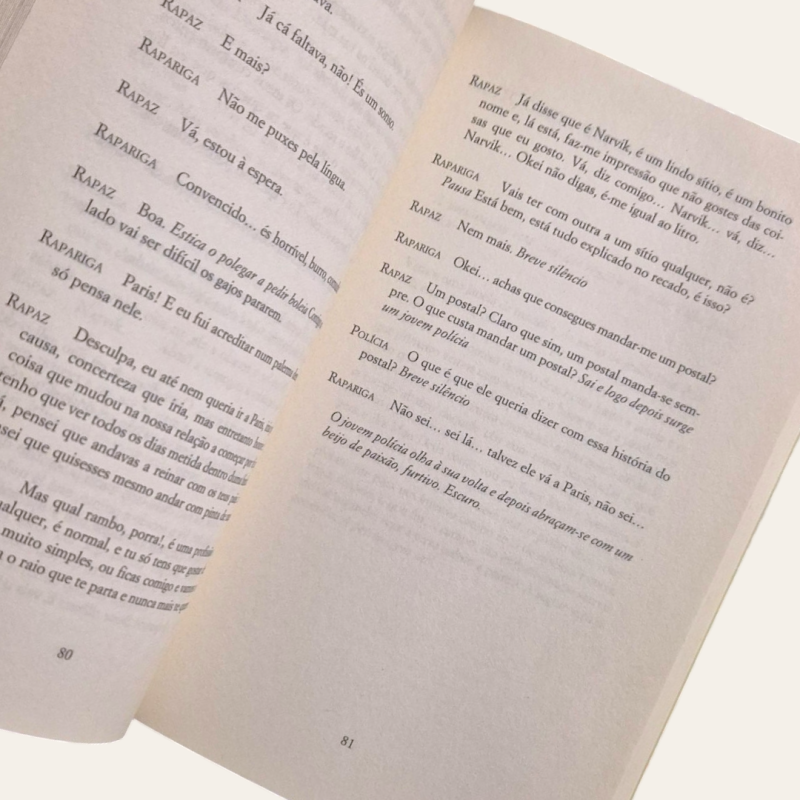 Além as Estrelas são a nossa Casa (Teatro)