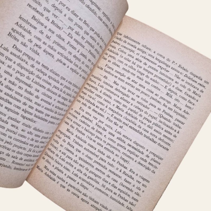 Quatro Prisões Debaixo de Armas