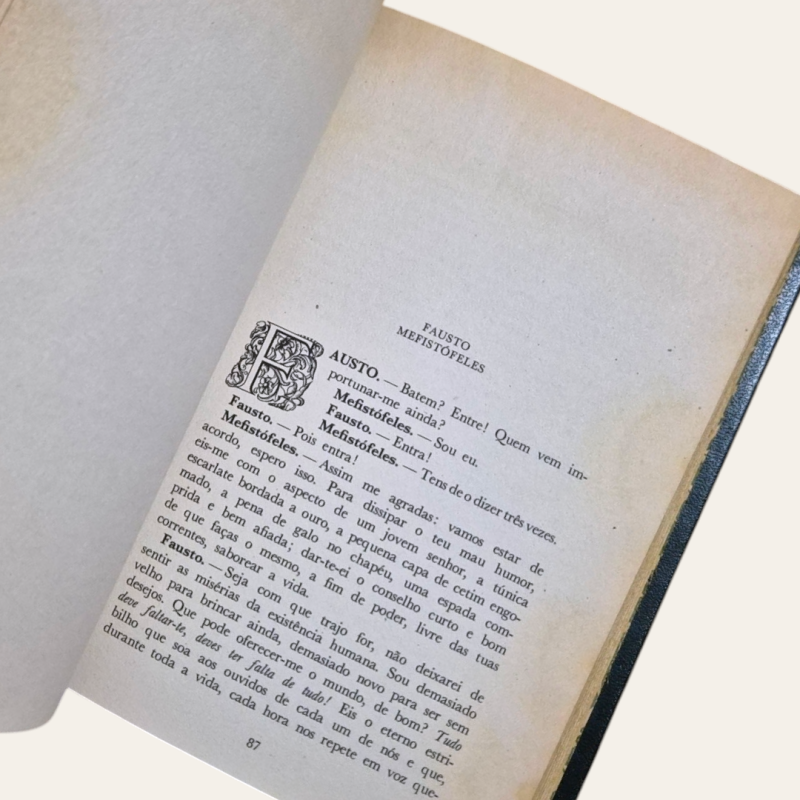 Fausto