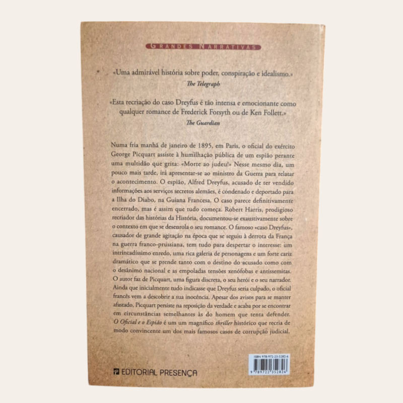 O Oficial e o Espião