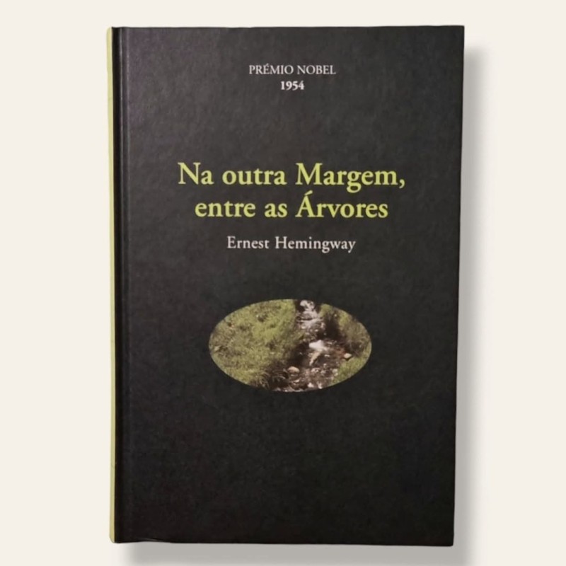 Na Outra Margem Entre as Árvores