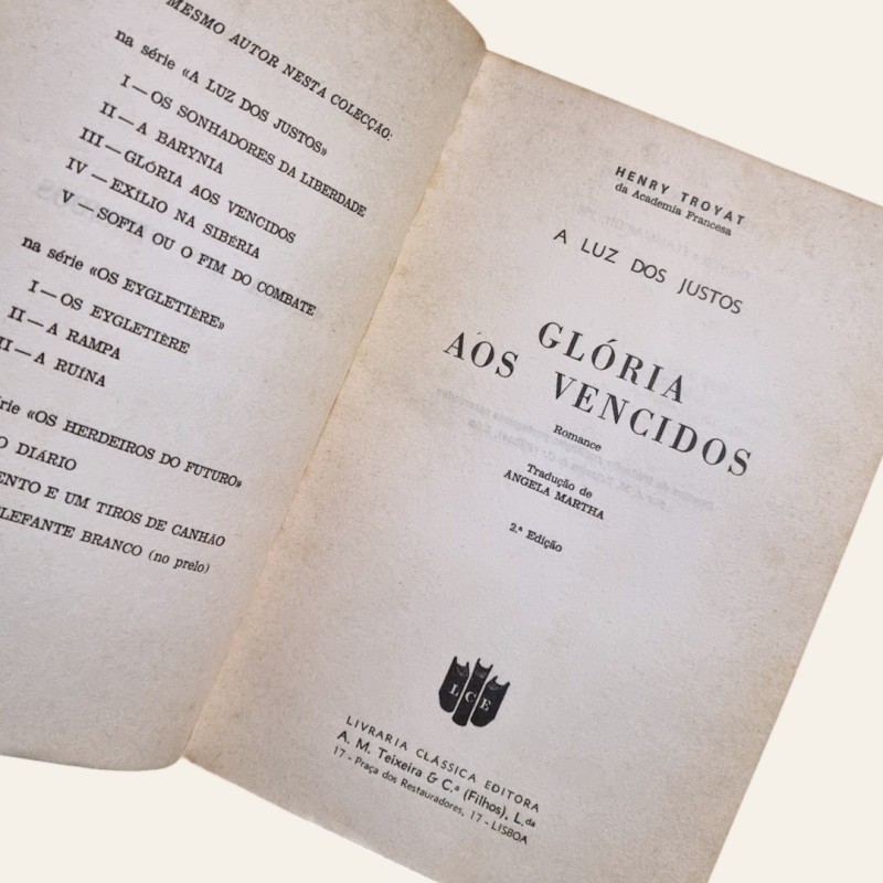 Glória aos Vencidos